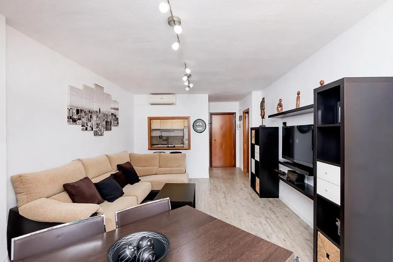 Bhost - Roca Castle Apartment Torremolinos