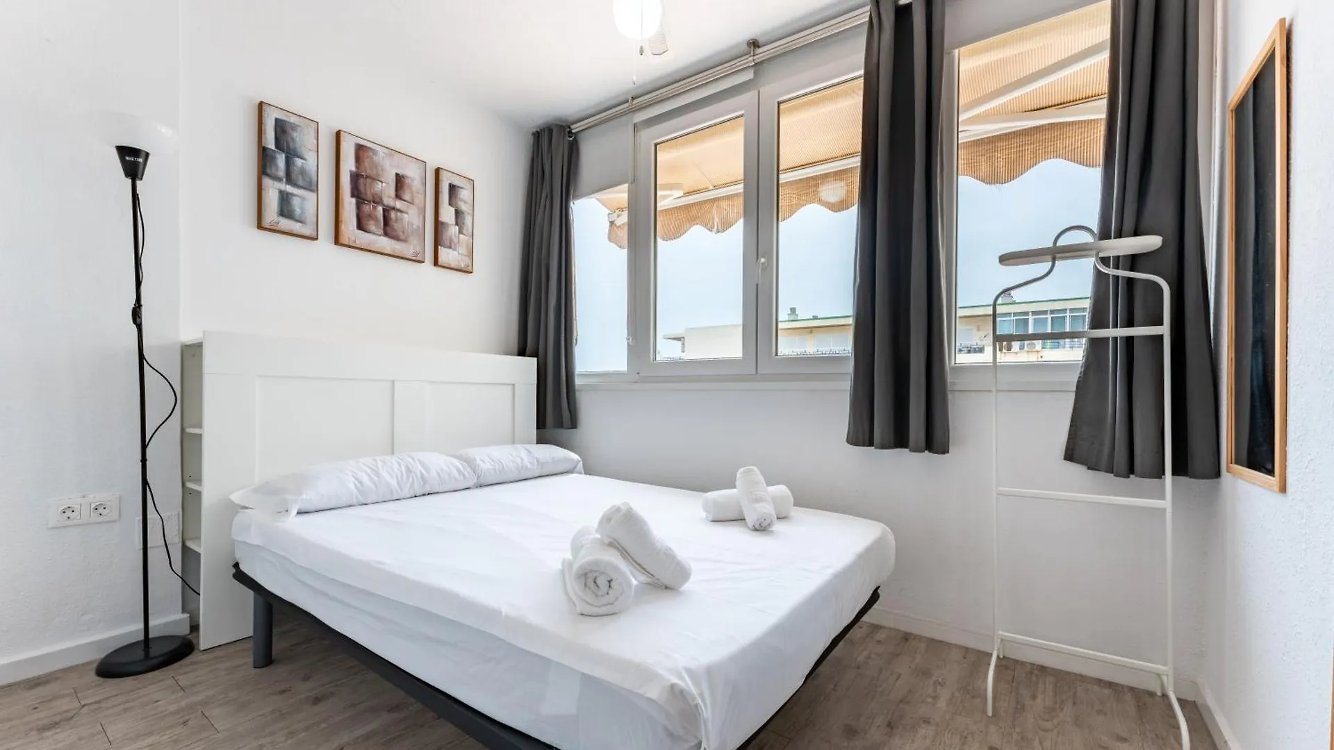 Bhost - Roca Castle Apartment Torremolinos